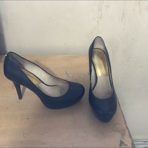 Micheal Kors Heels. 5 1/2 M. GUC